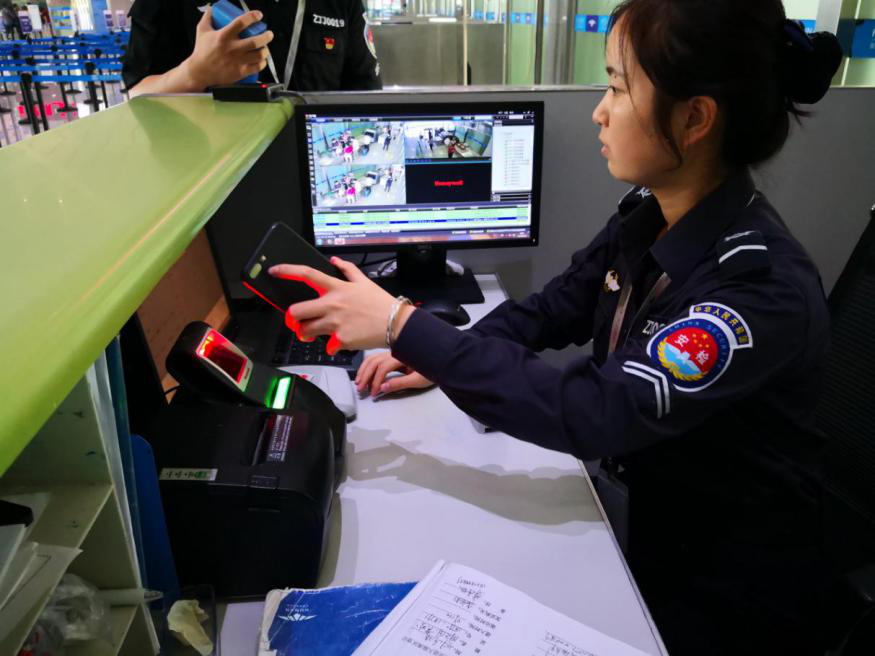 張家界機(jī)場推出二次安檢優(yōu)先卡　旅客乘機(jī)更便捷